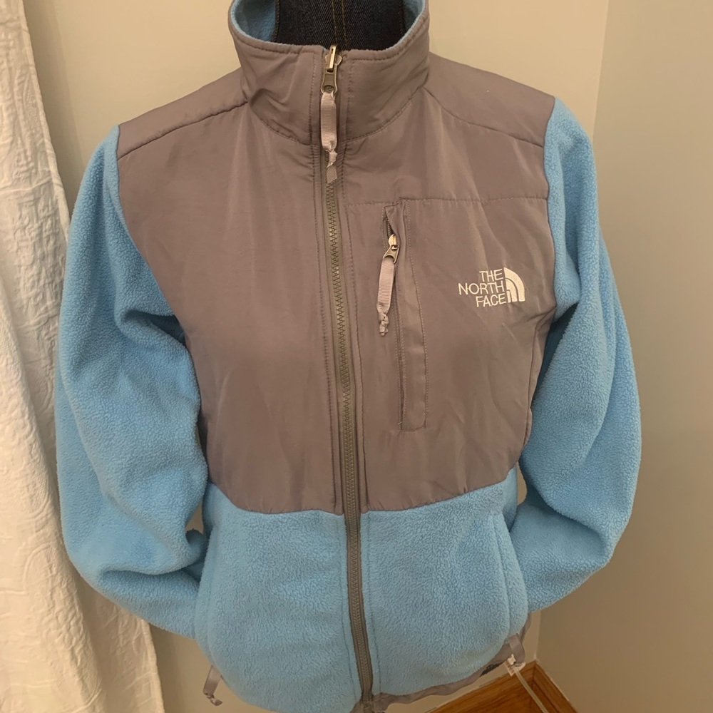The North Face women’s fleece coat size medium